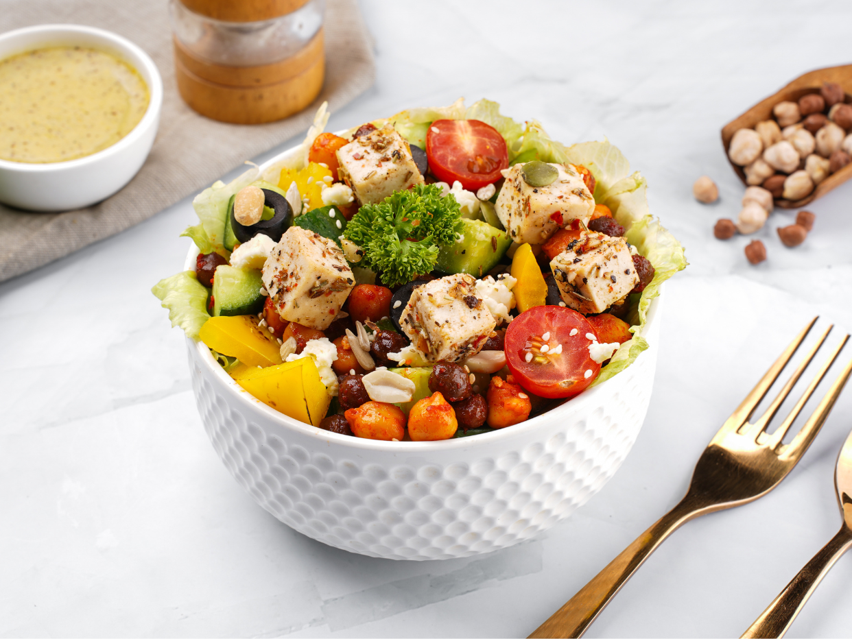 Keto paneer salad (mini)