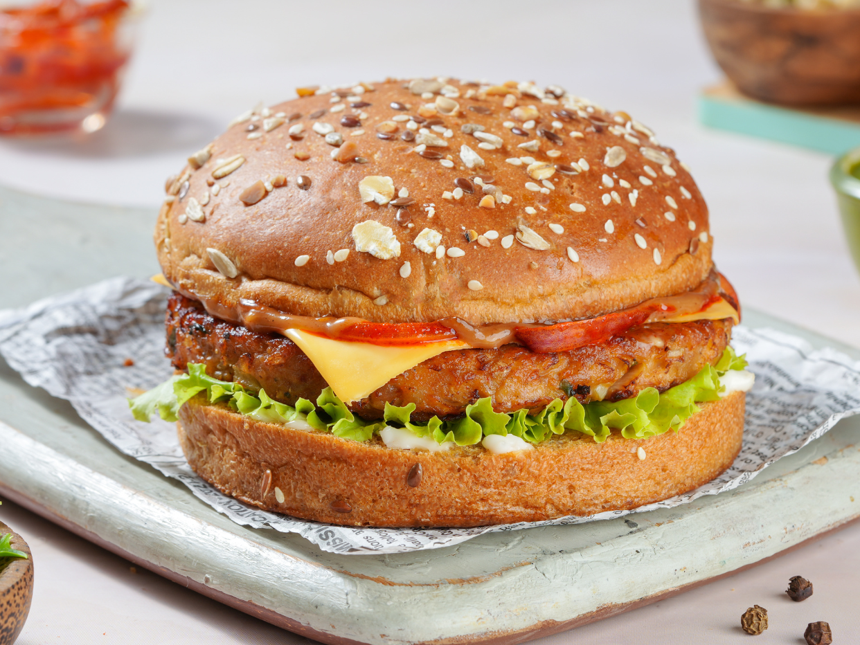 Bbq chicken pro burger