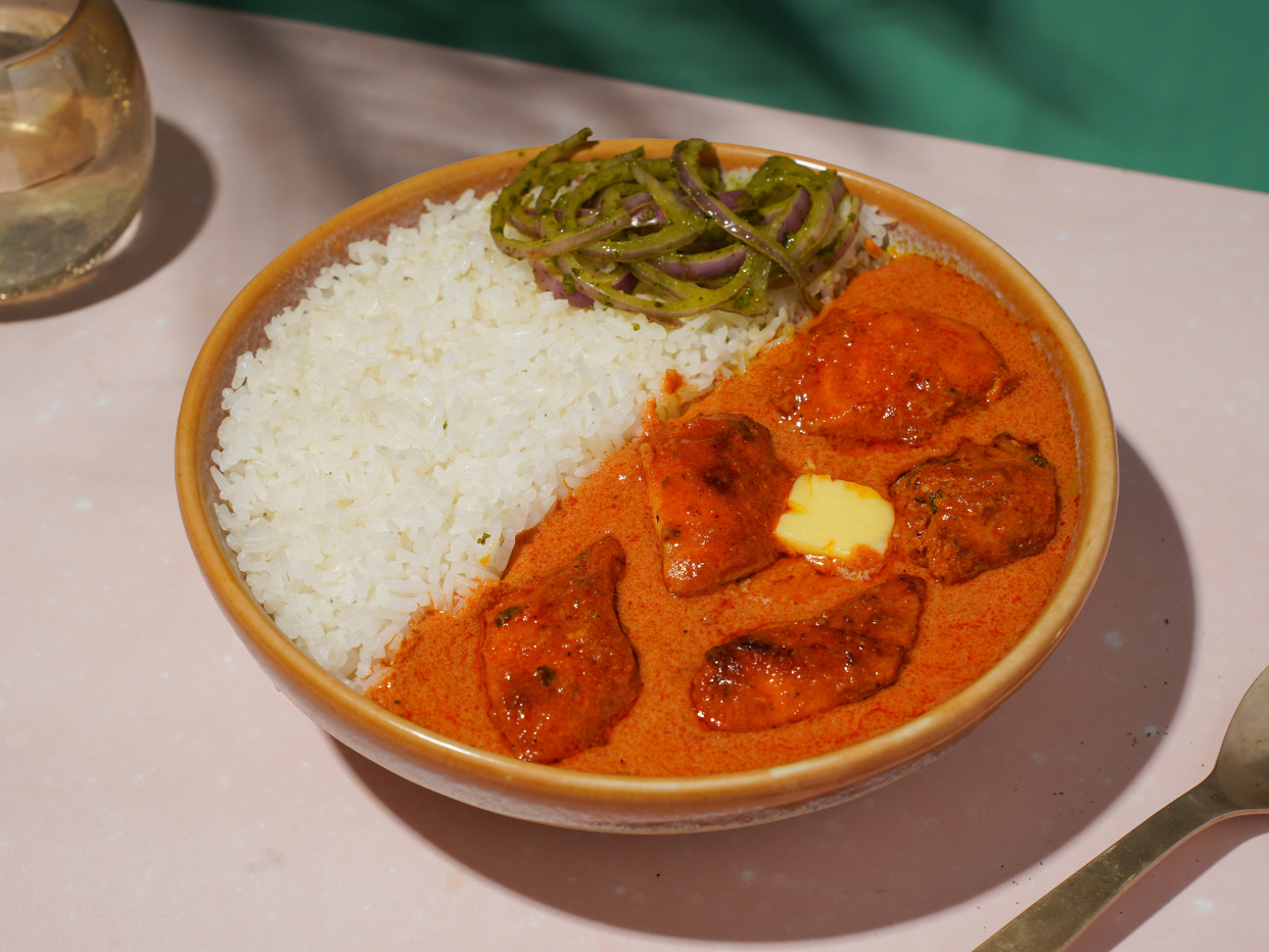 Steam Rice With Butter Chicken