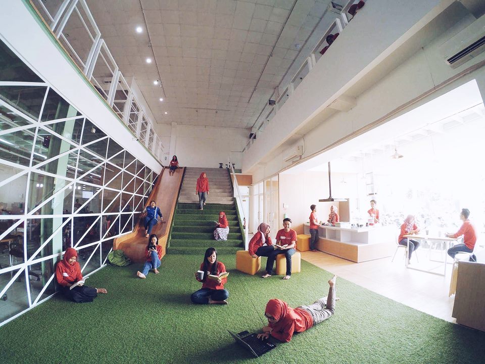 Kantor Keren Startup