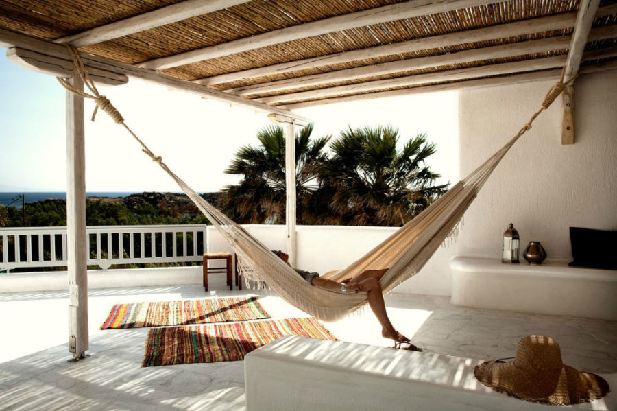 Ide Menghadirkan Hammock