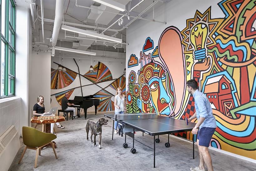 Desain Mural Kantor