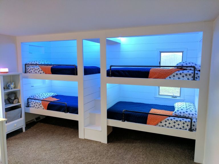 Desain Bunk Bed 4 Orang