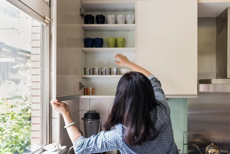 lemari dapur gantung