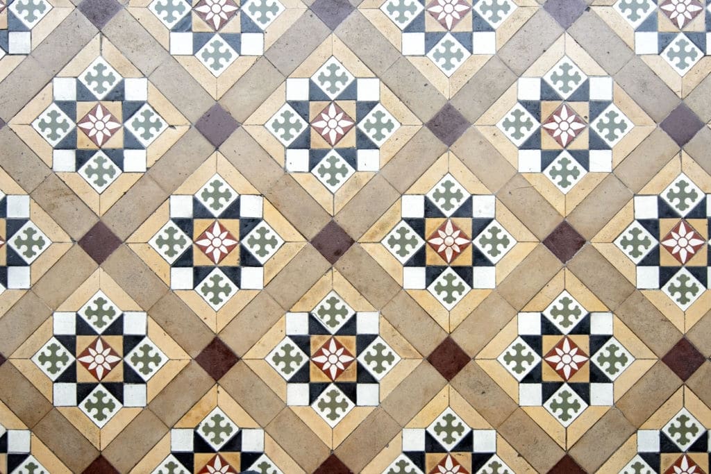 9.-Keramik-Mosaik.jpg?profile=RESIZE_584x