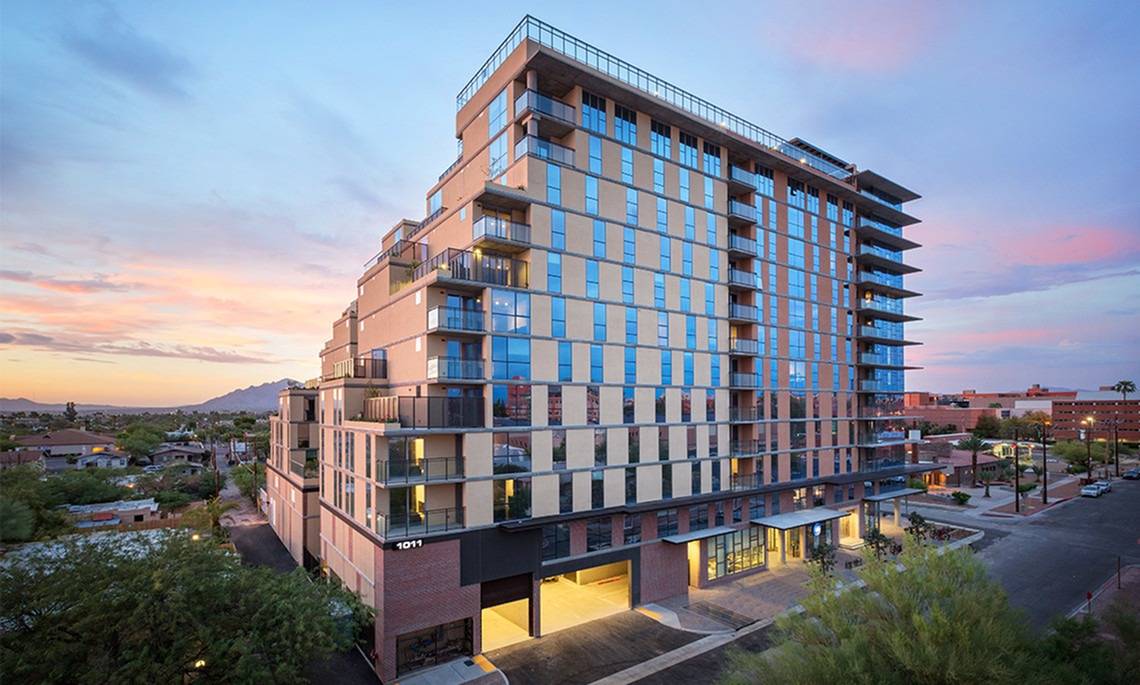 Akomodasi Yugo Tucson Campus, Tucson, Tucson, United States