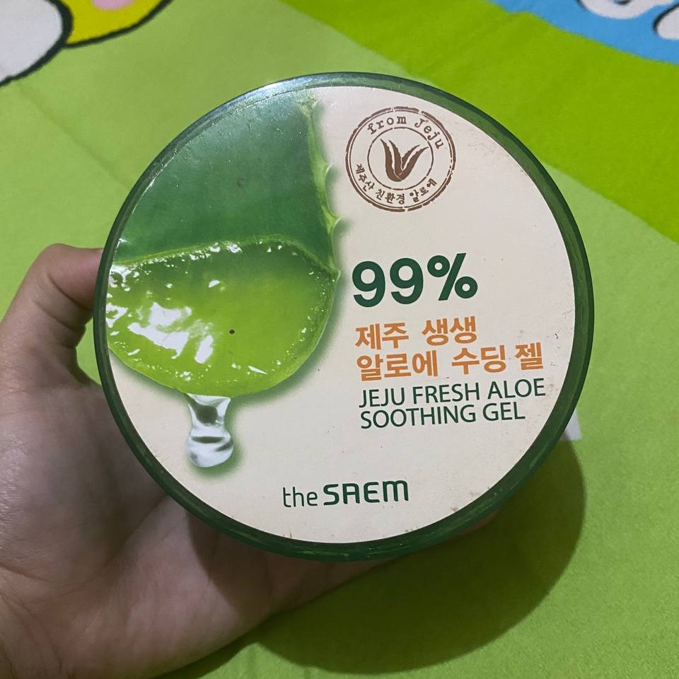 the SAEM 99% Jeju Fresh Aloe Soothing Gel - Beauty Review