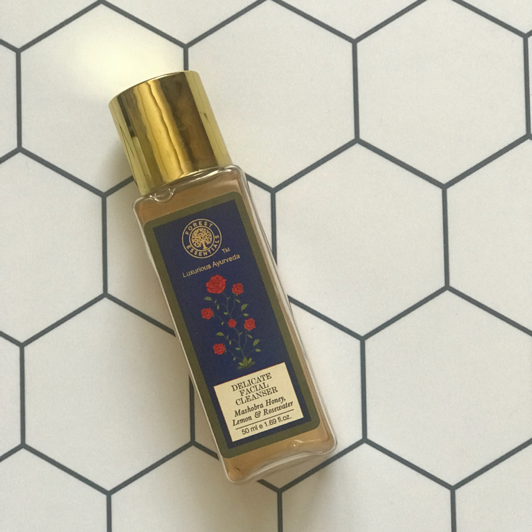 forest essentials delicate facial cleanser mashobra honey lemon & rosewater review