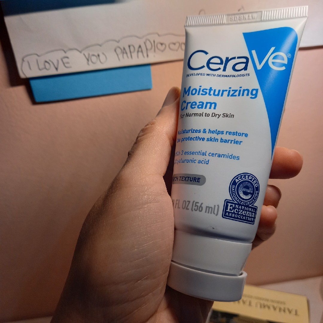 cerave moisturizing lotion female daily