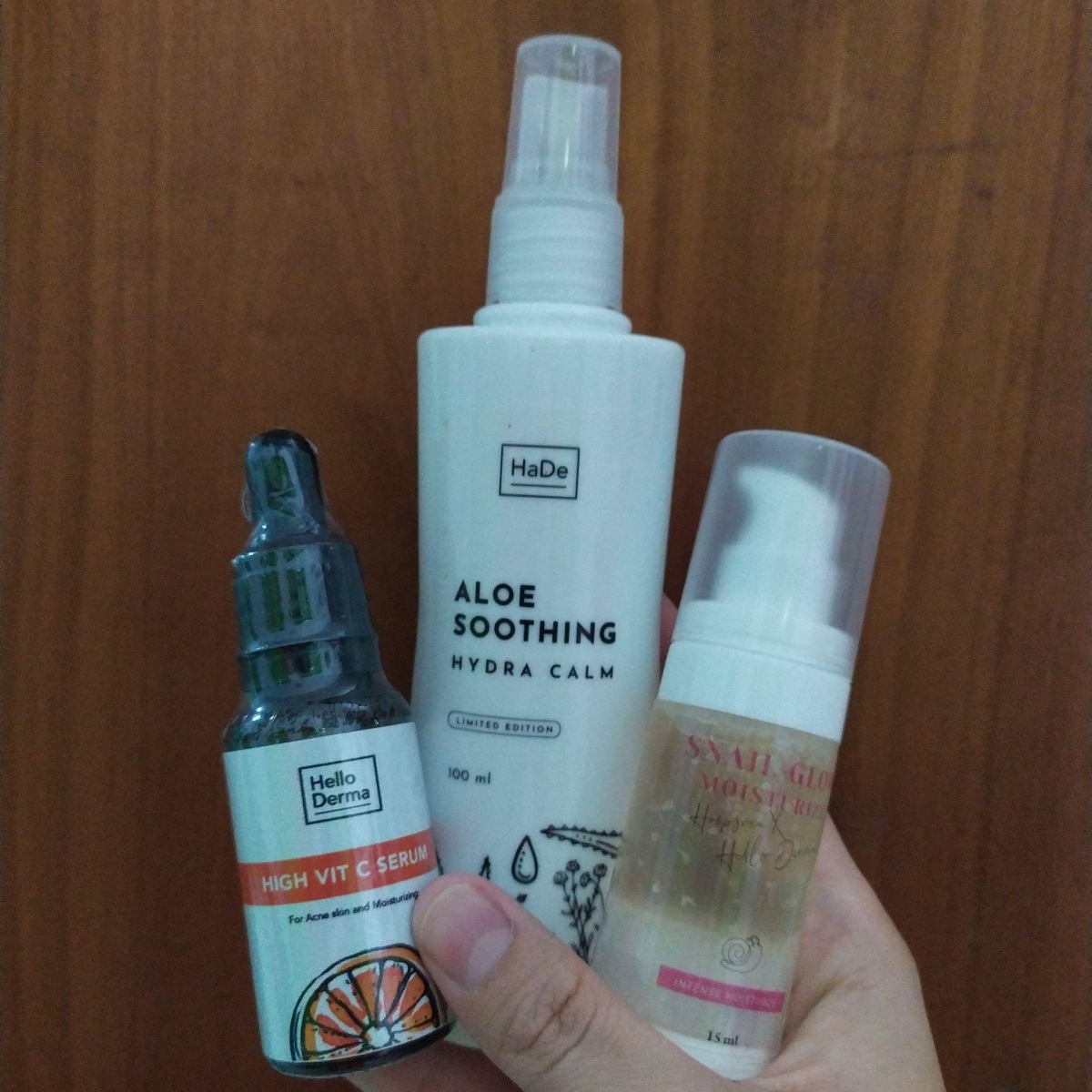 hello derma eye serum