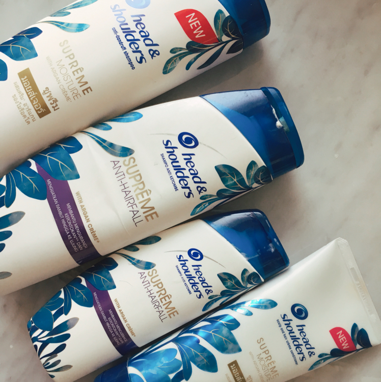 Head Shoulders Supreme Moisture Shampoo Review Female Daily Head Shoulders Supreme Moisture Shampoo Review Female Daily