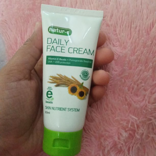 Natur E Daily Face Cream Review Female Daily
