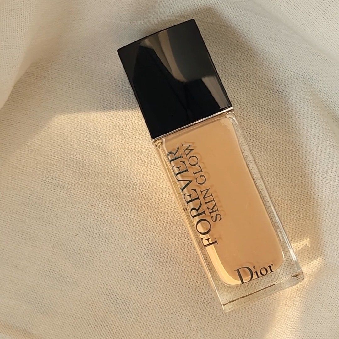【未使用】Dior Forever Skin Glow 30ml Neutral Dior Forever Skin Glow Foundation: Radiant Foundation | DIOR CZ