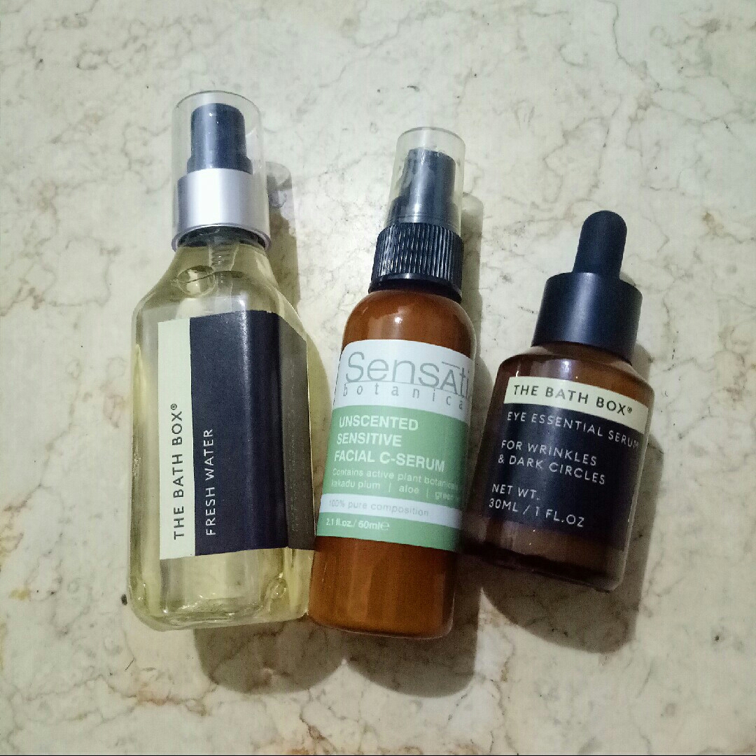 the bath box eye essential serum