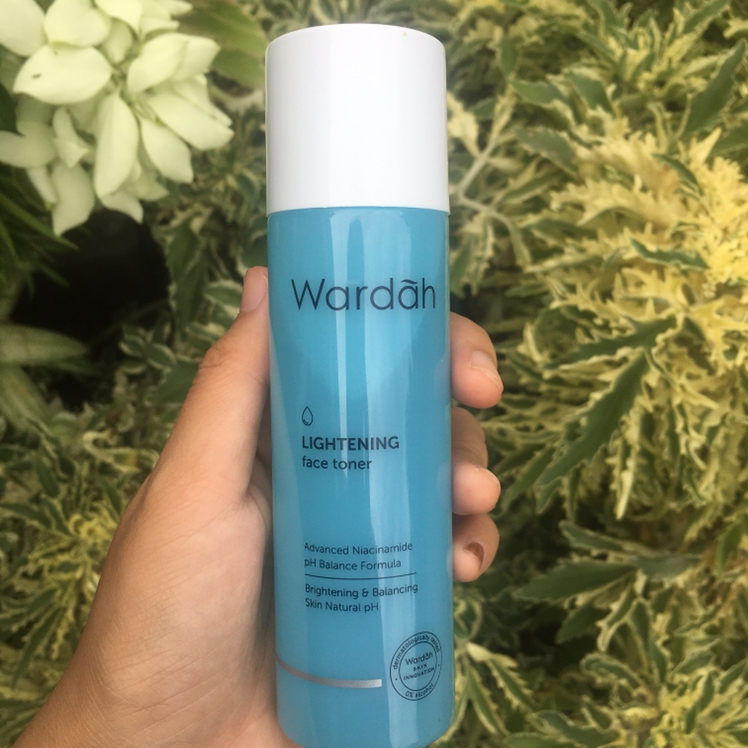 wardah toner lightening