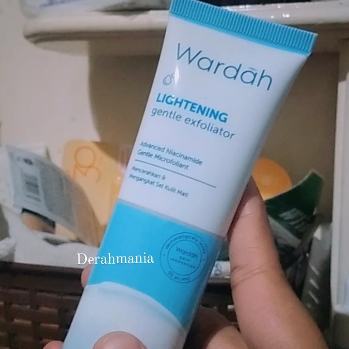 lightening gentle exfoliator