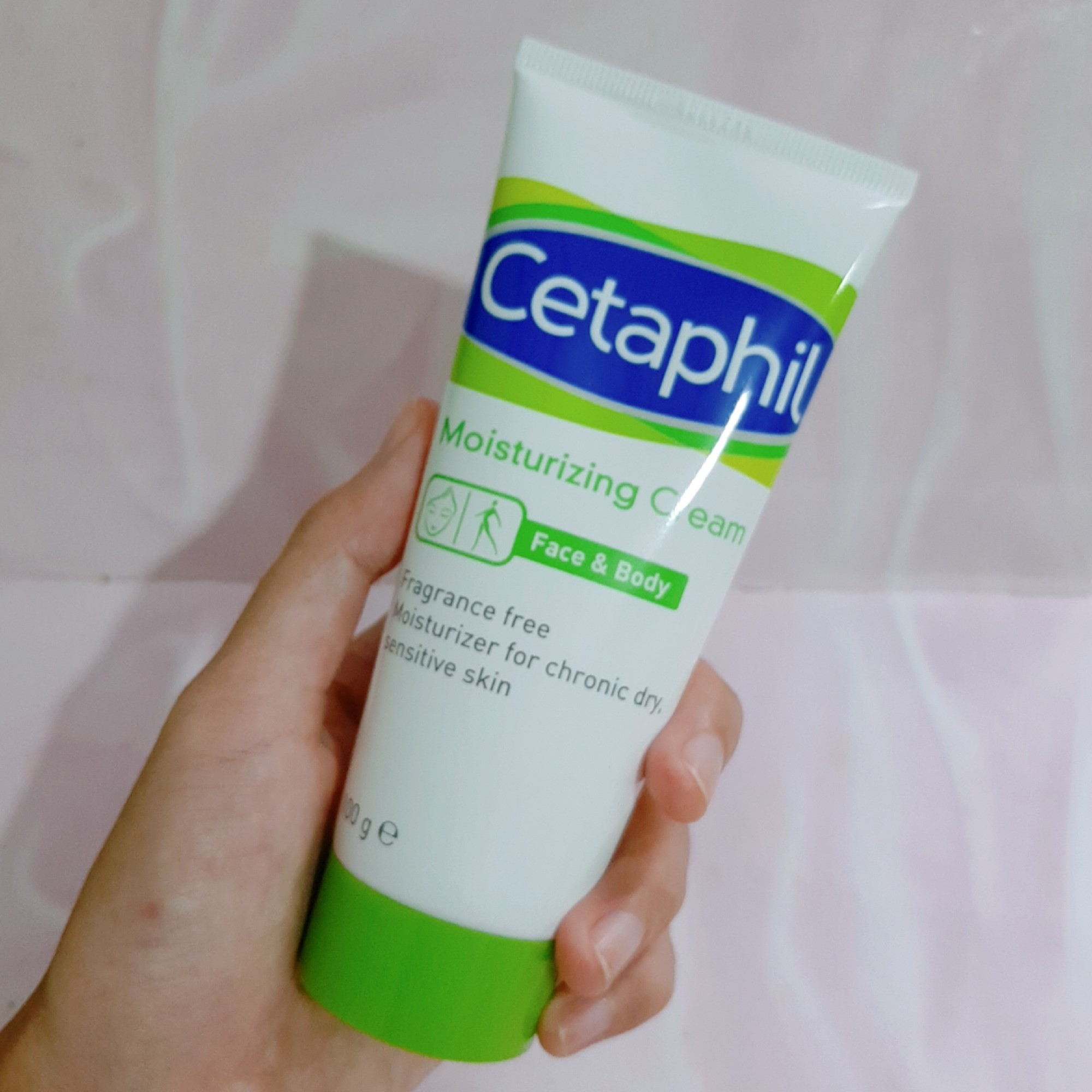 cetaphil moisturizing cream female daily