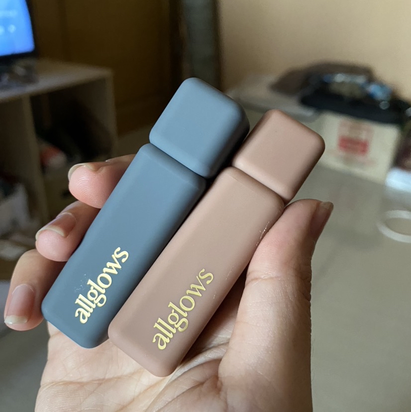 Allglows Shake Lip Pigment imgfdn-91789738-7f21-4a47-b807-005d8c19f93f-2462422 1