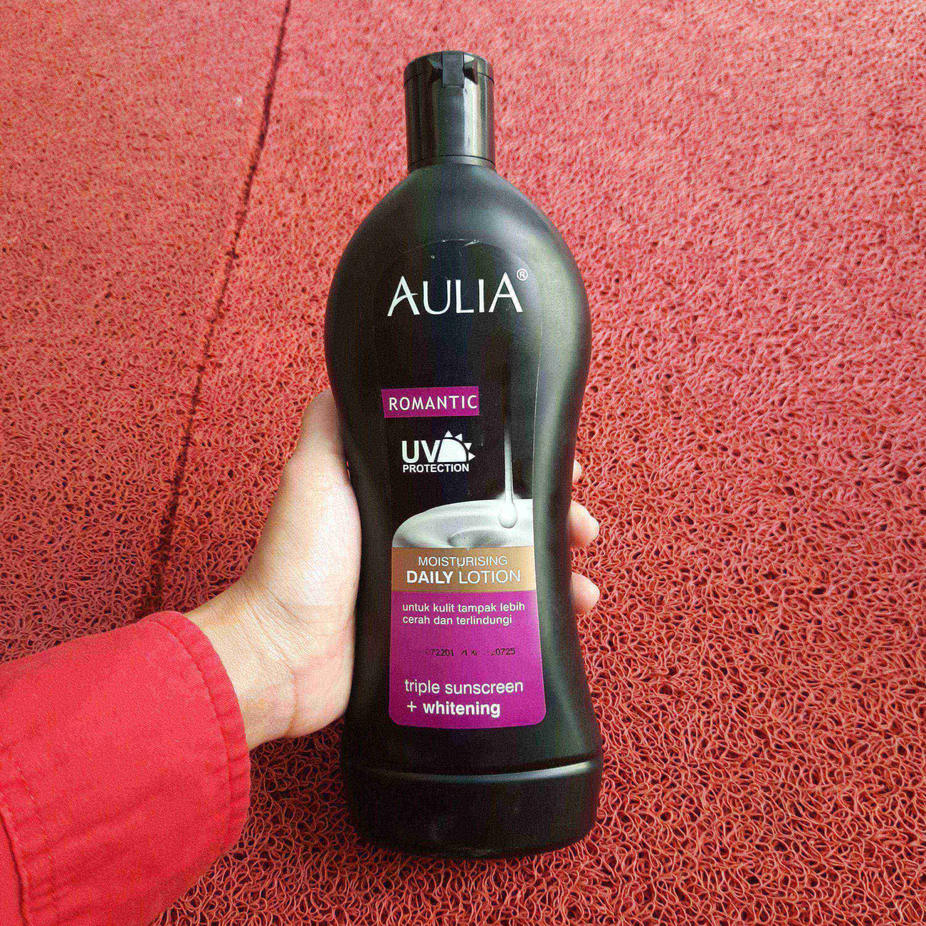 Aulia Daily Lotion imgfdn-f2a5e0c3-6f32-4539-b751-def83796697e-2511837 1