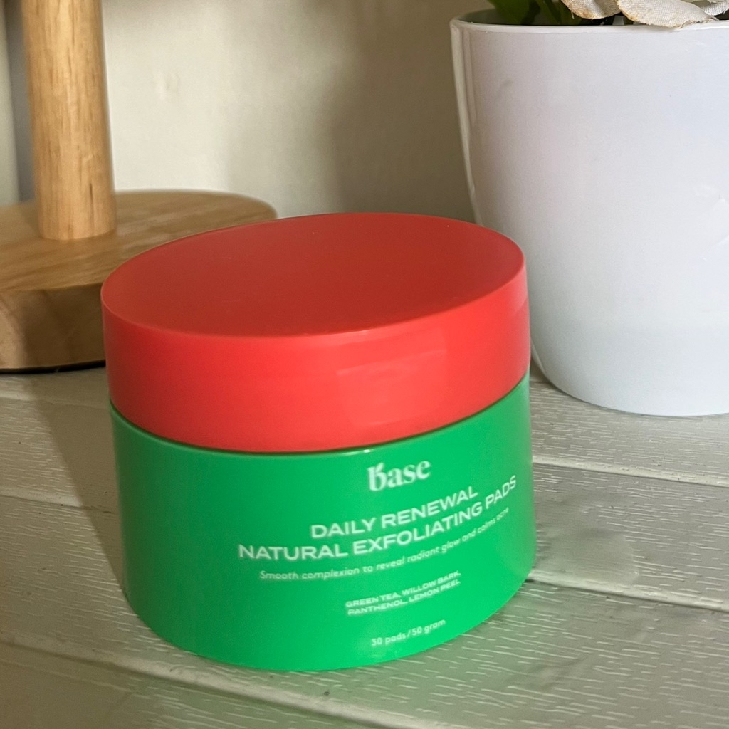BASE Daily Renewal Natural Exfoliating Pads Beauty Review