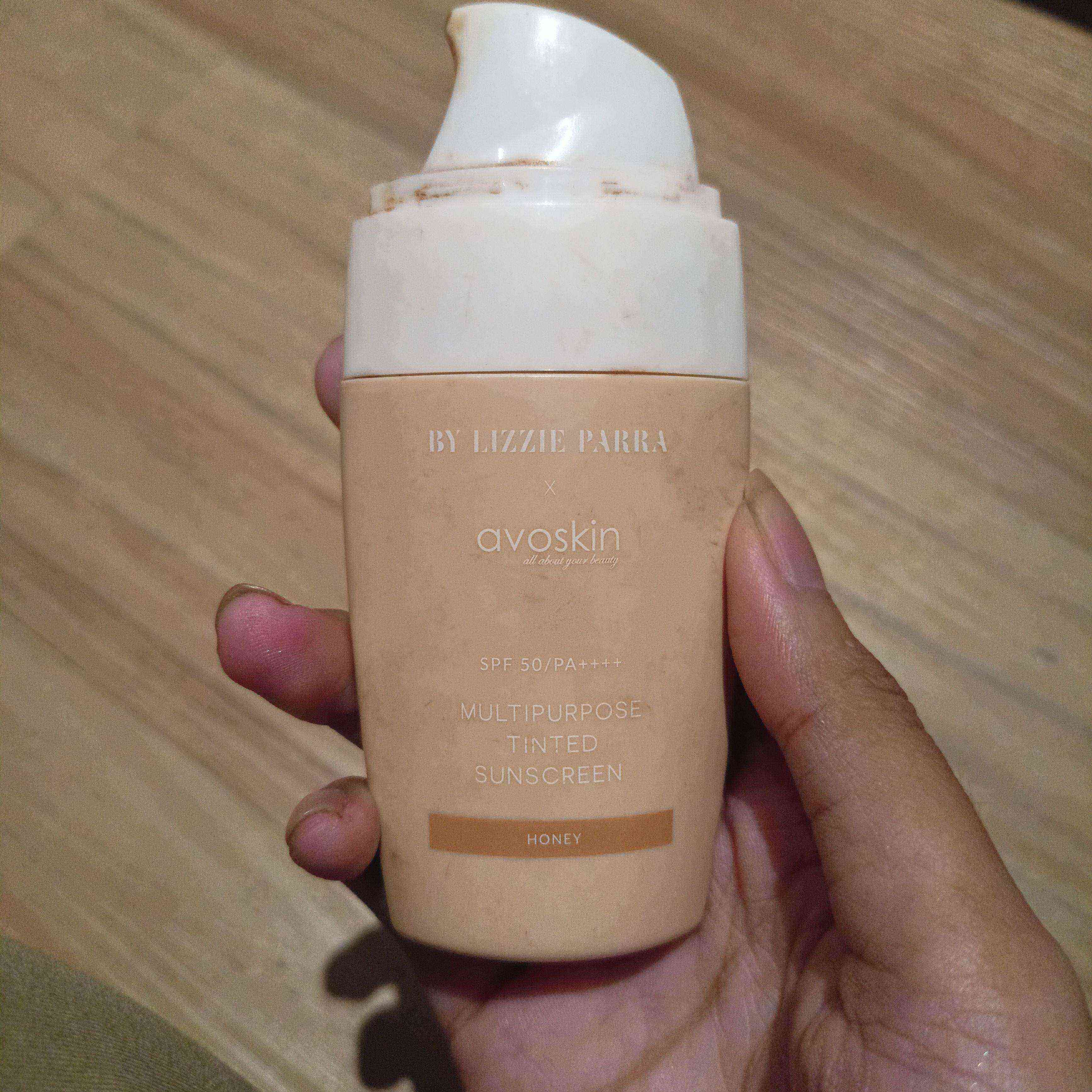 BLP Beauty BLP x Avoskin Multipurpose Tinted Sunscreen imgfdn-3946cf3e-bd3a-491f-9aa8-536711183c4c-2516436 1