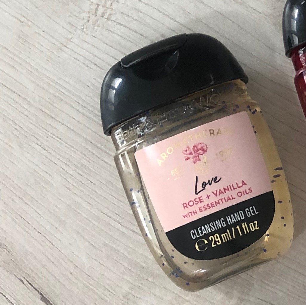 Bath and Body Works AntiBacterial Hand Gel Beauty Review