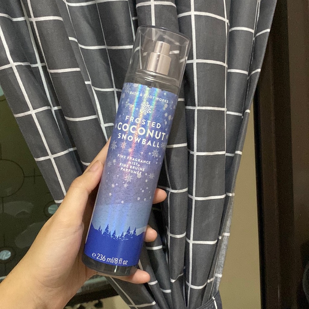 Bath and Body Works Fine Fragrance Mist imgfdn-cd97ea54-5e44-4a22-bc8f-3ece6453588b-2533932 1