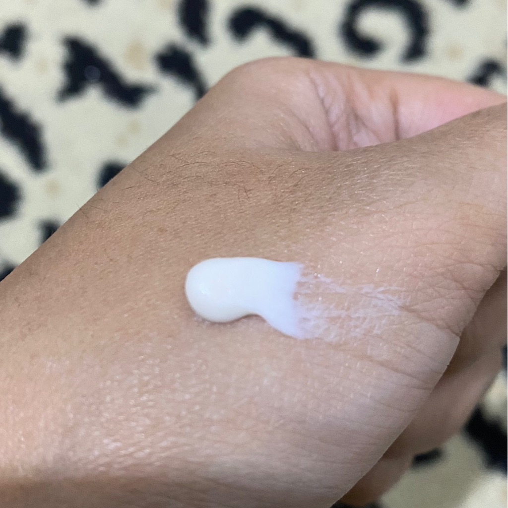 Bath and Body Works Vanilla Buttercream Hand Cream imgfdn-e617b54b-a035-4613-8aef-1432778a70a9-2473549 2