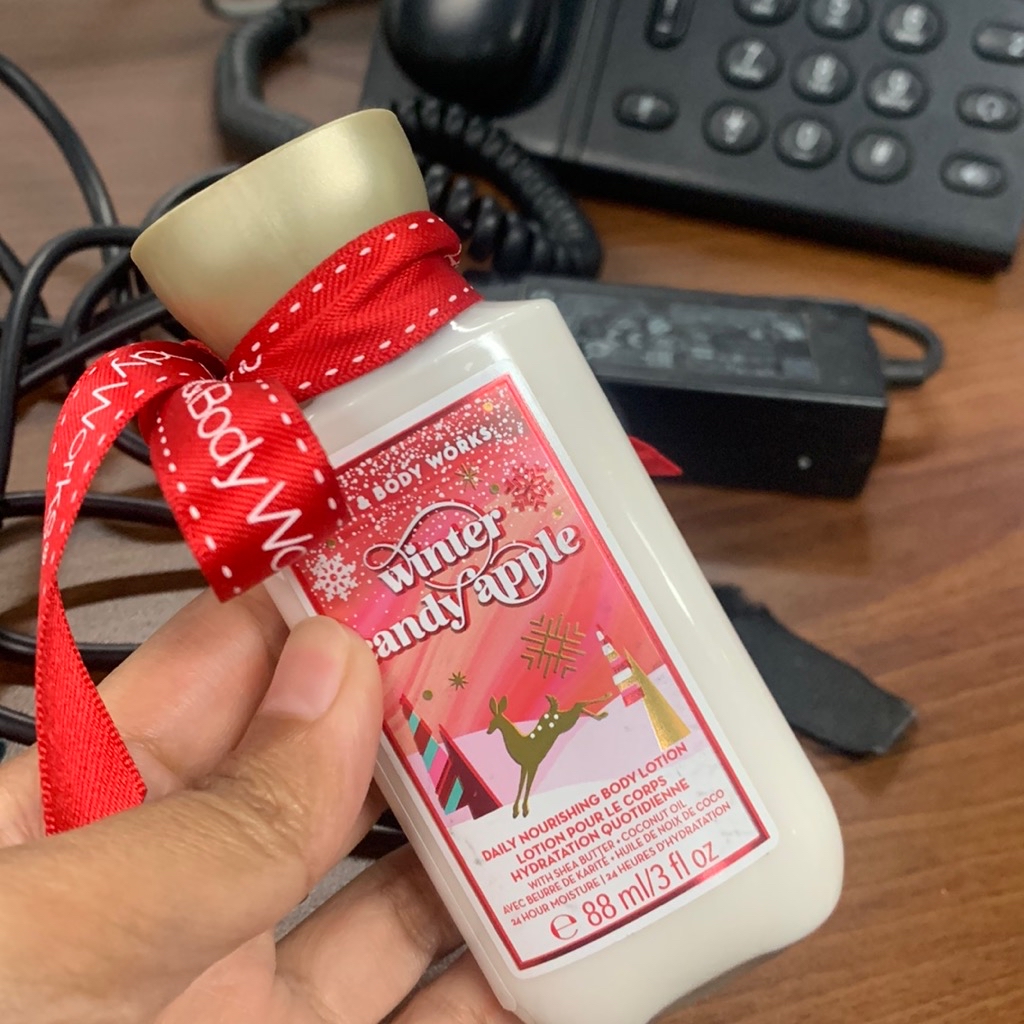 Bath and Body Works Winter Candy Apple imgfdn-71b6e251-e09a-42a1-bfb6-d9f84508a5fe-2534727 1