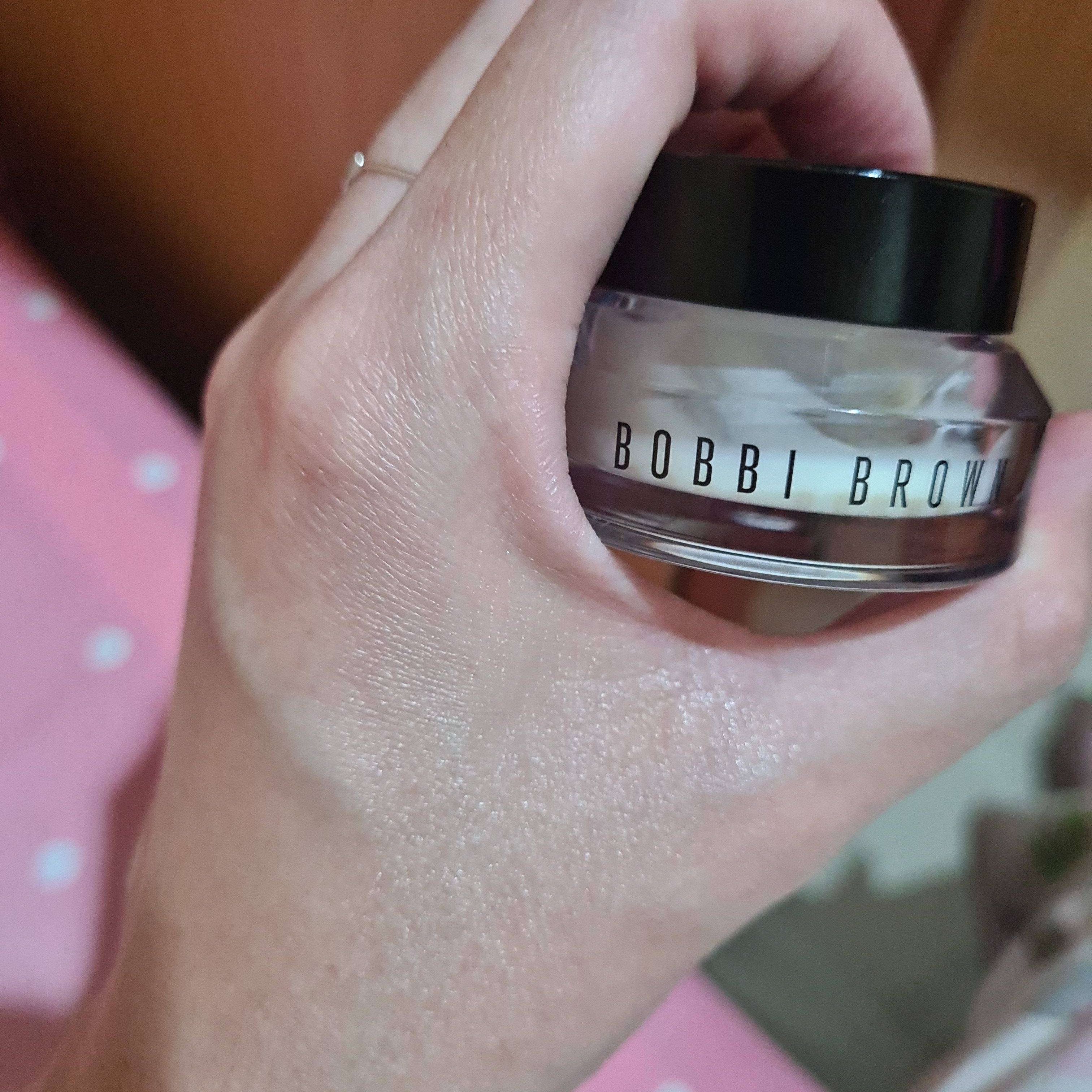 Bobbi Brown Vitamin Enriched Face Base - Beauty Review