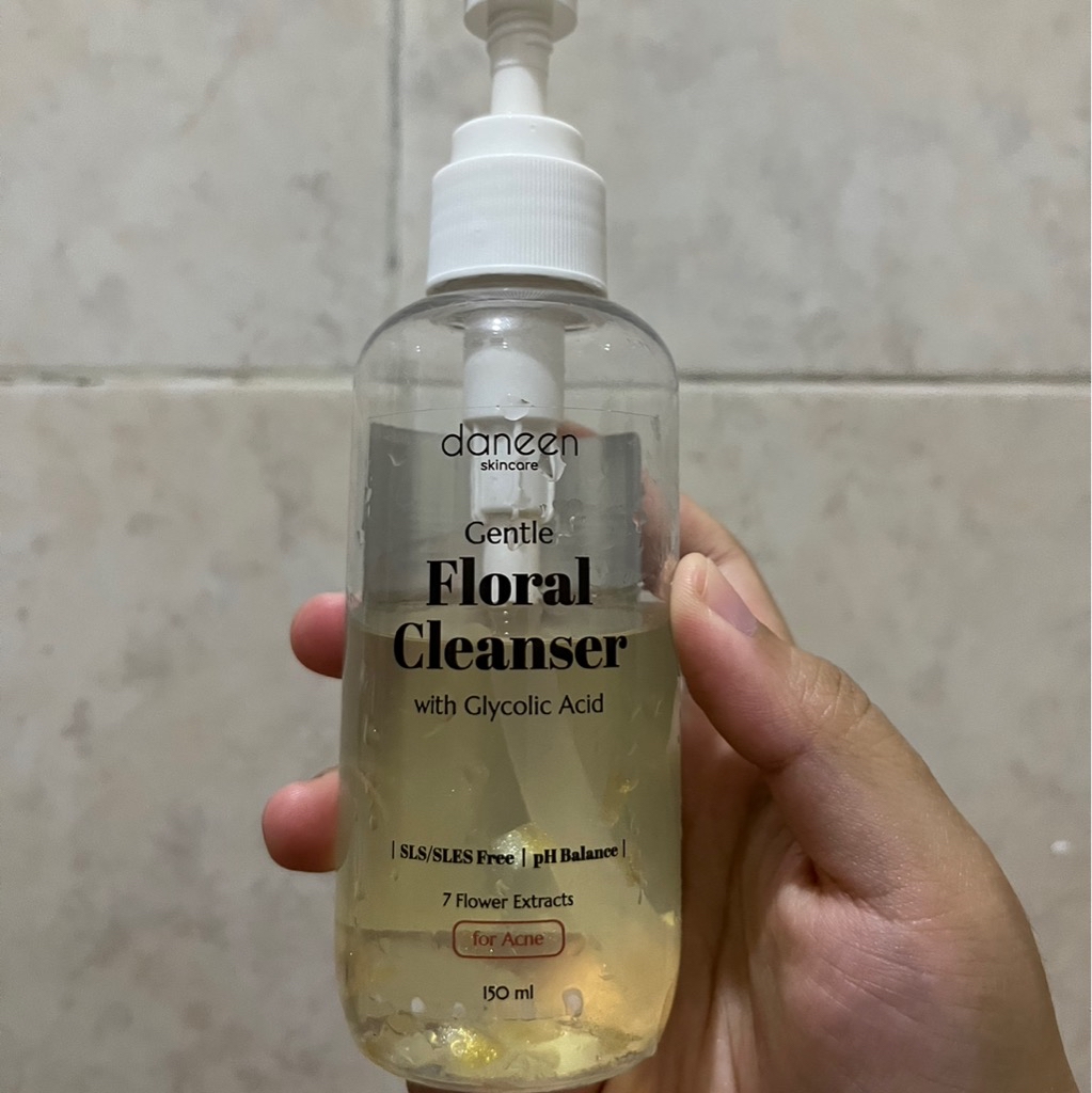 Daneen Gentle Floral Cleanser with Glycolic Acid for Acne 230127 769 1