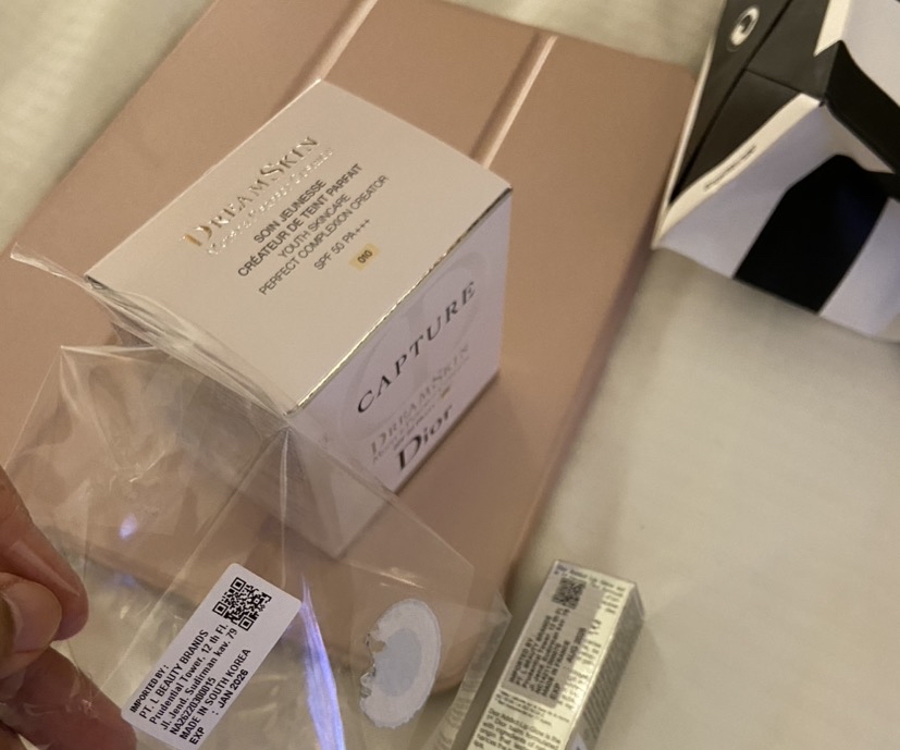 Dior Dior Dream Skin Perfect Chusion imgfdn-406e9e7a-4107-4405-9cb5-eb2564681c11-2508681 1