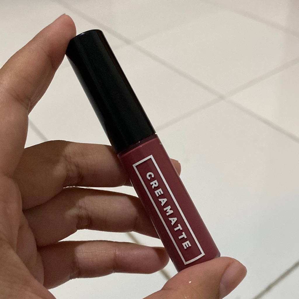 Emina Creamatte Lip Cream imgfdn-3857a984-87d7-4b06-8f84-dc63d7c4cccf-2506777 1