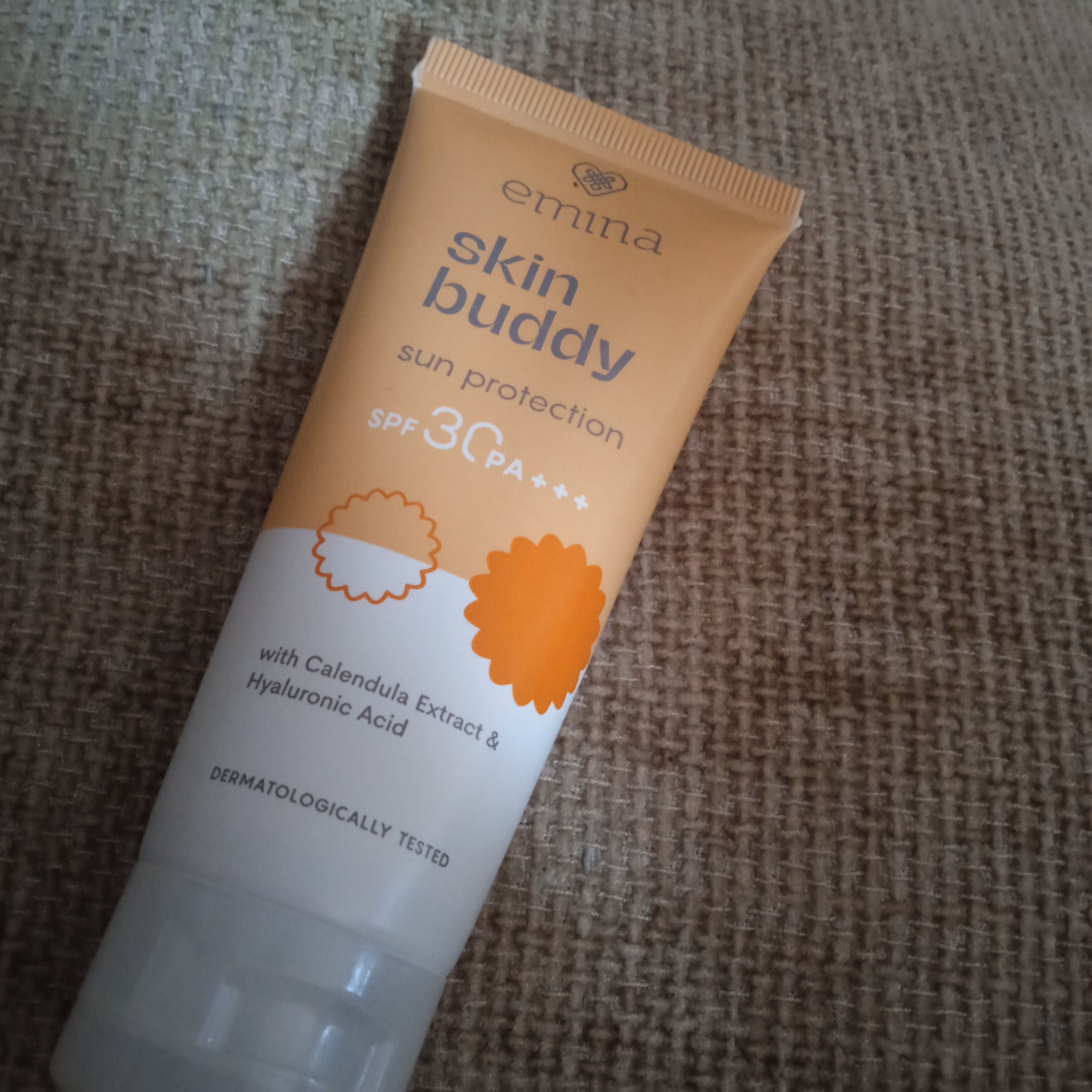 Emina Skin Buddy Sun Protection SPF 30 PA+++ Beauty Review