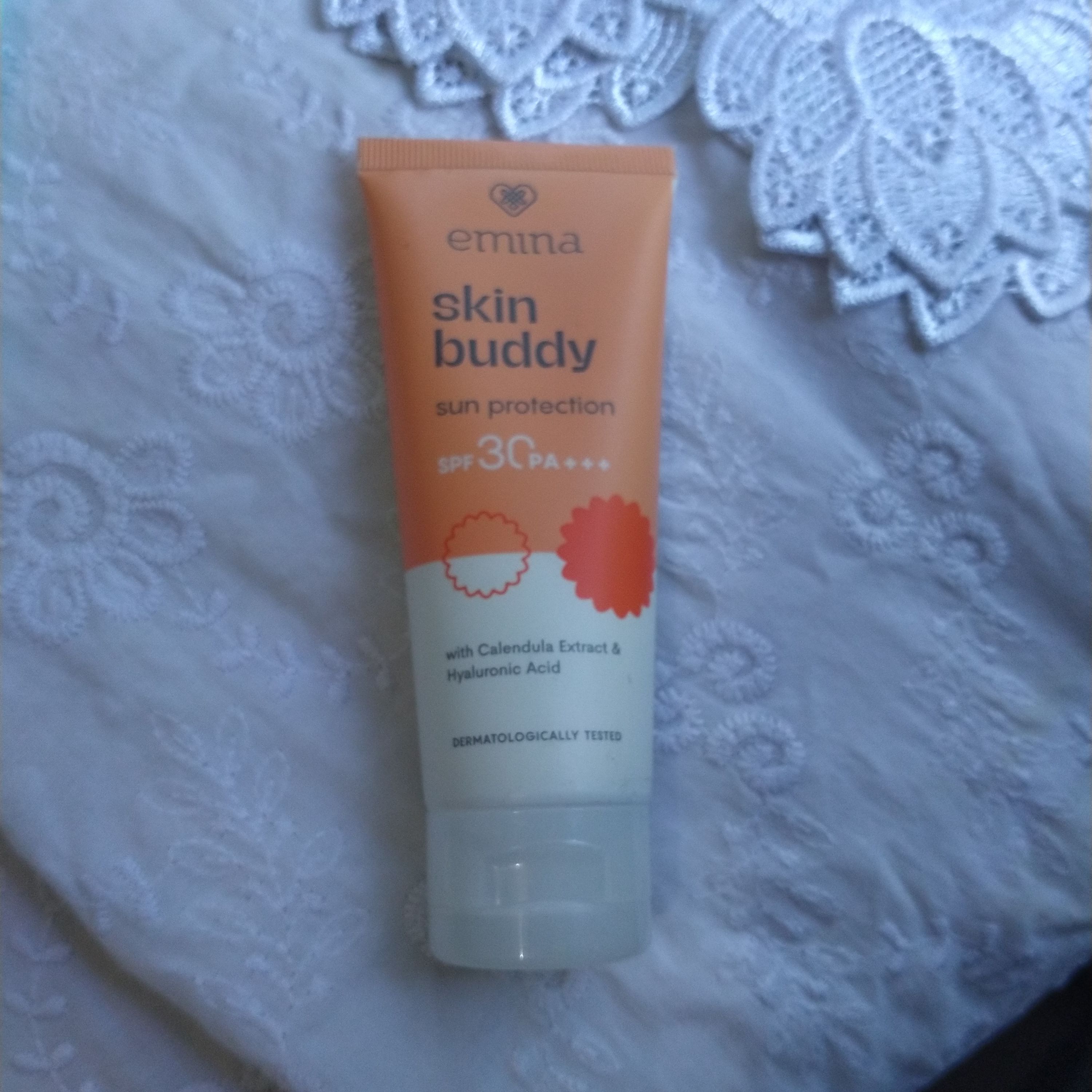 Emina Skin Buddy Sun Protection SPF 30 PA+++ Beauty Review