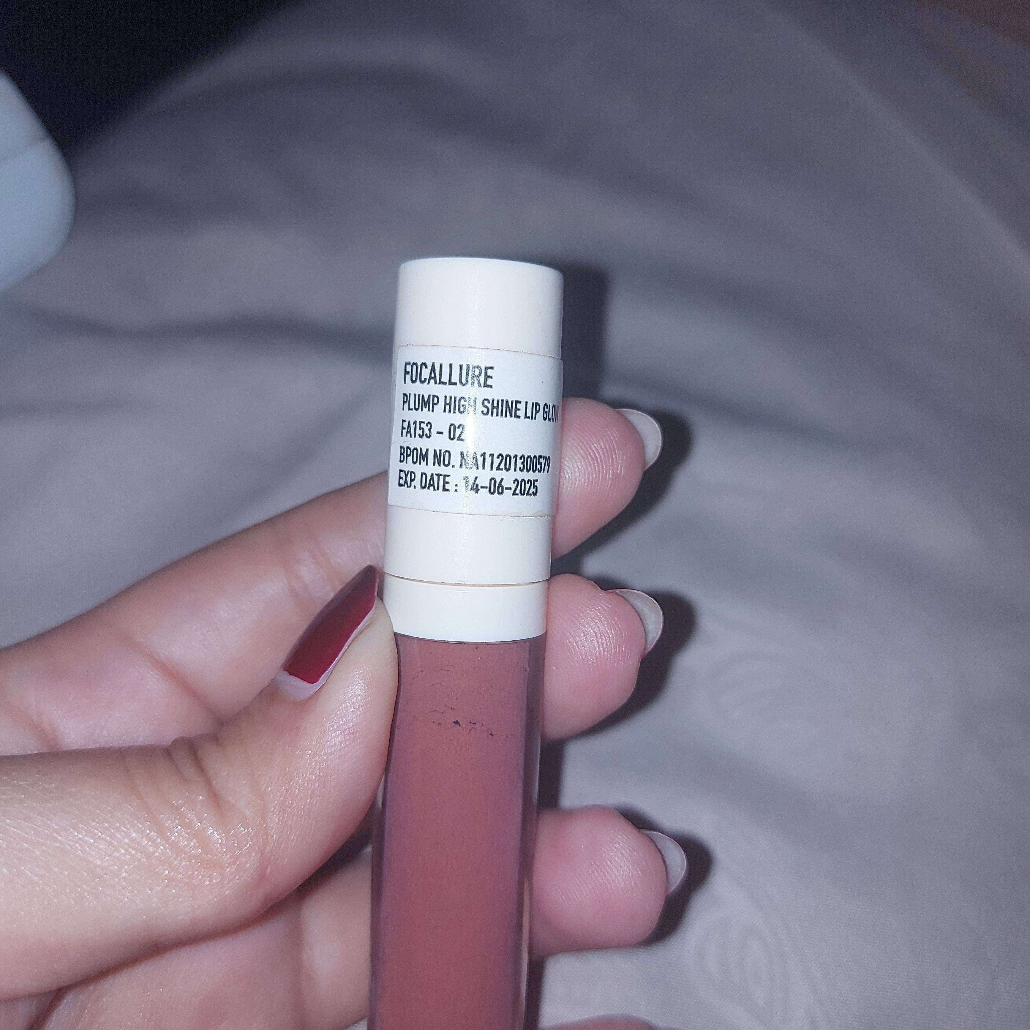 Focallure Plump Max Lip Gloss imgfdn-e15d41ff-efdc-4215-8ff7-a42d5b147ebe-2434374 2