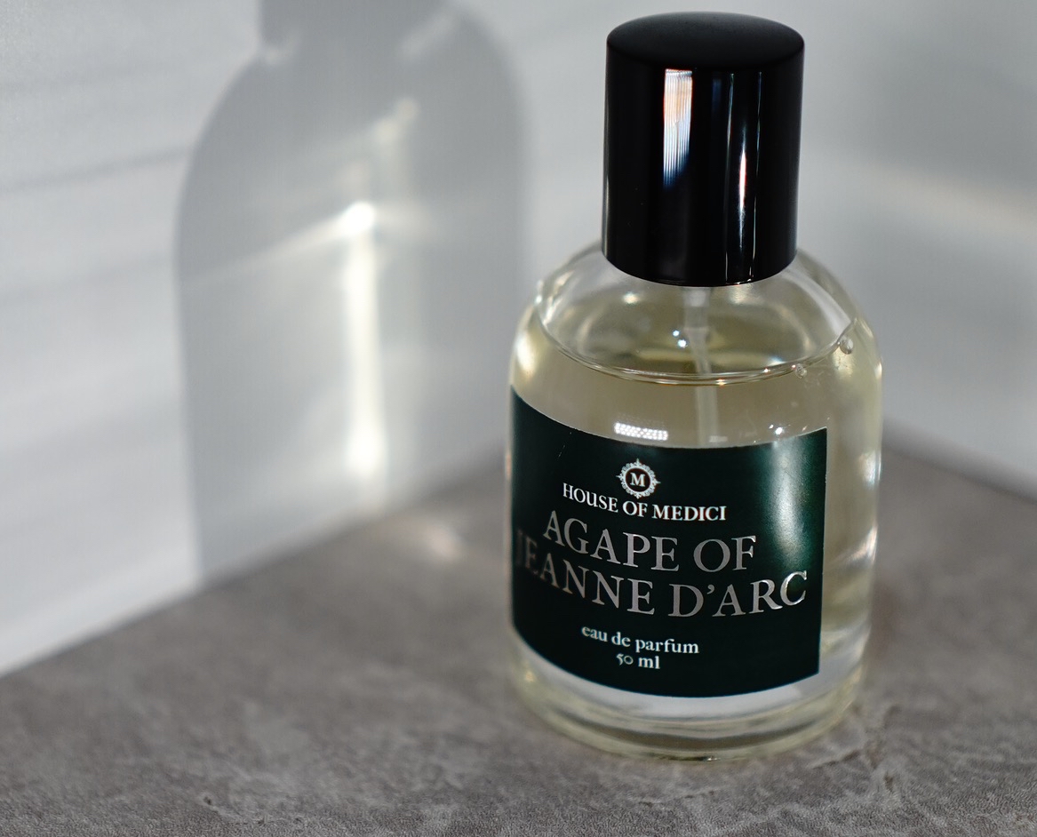 House of Medici Eau De Parfum imgfdn-c0a3419a-d22c-4045-95bf-40ddfced1b00-2537327 1