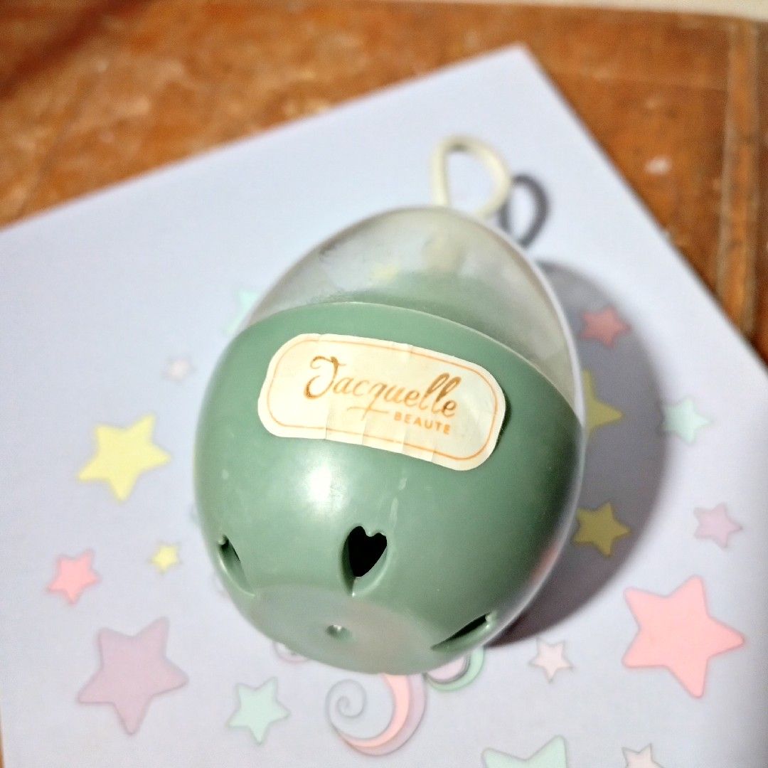 Jacquelle EggGang Beauty Blender imgfdnrev-2db373c1-ec77-4162-add0-3b66de037f37-2418693 3