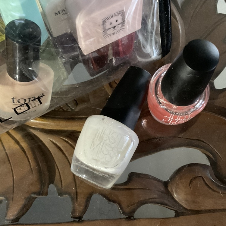 JustMiss Cosmetics Nail Polish imgfdnrev-f9c41c72-e540-499e-9109-7cacb9ecff31-2403987 1