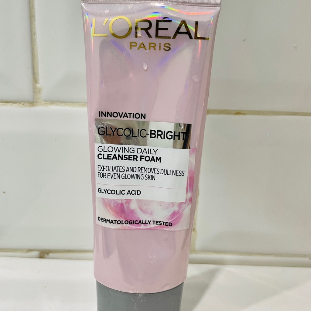 L'Oreal Paris GlycolicBright Glowing Daily Cleanser Foam Beauty Review