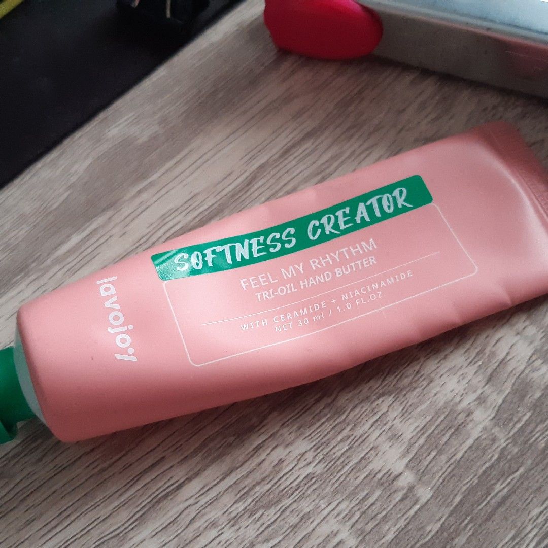 Lavojoy Softness Creator Hand Butter imgfdn-aed14380-1187-42a6-a7e2-438b3bb4db3f-2424157 4
