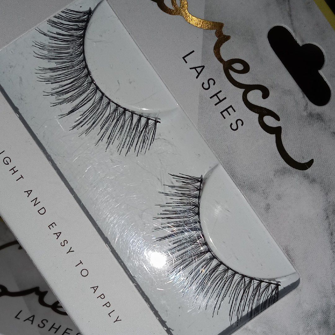 Loreca Classic Collection imgfdn-cf34398b-dbca-4f1d-85bb-50e101b46936-2522983 1
