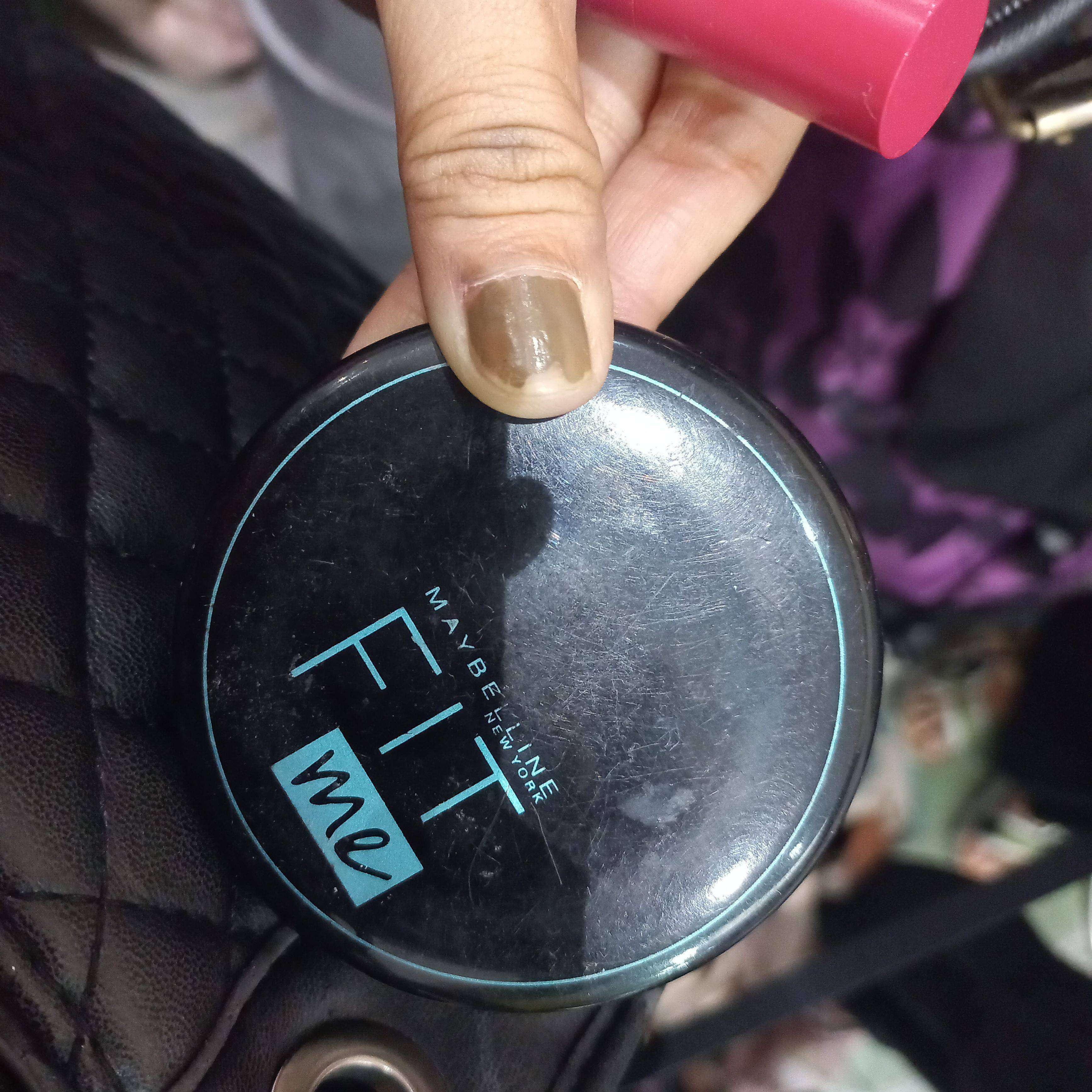 Maybelline Fit Me! Matte + Poreless Powder imgfdn-63b4be79-20b3-4f40-ba77-8e1b9dac84c6-2519367 1