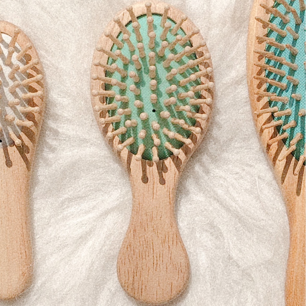 Miniso Nature Wooden Air Cushion Hairbrush Mini imgfdnrev-21d5556e-8b65-4f8e-a88a-60a904c00620-2415843 1