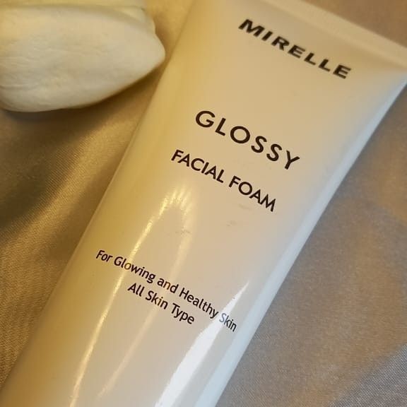 Mirelle Glossy Facial Foam  230201 737 1