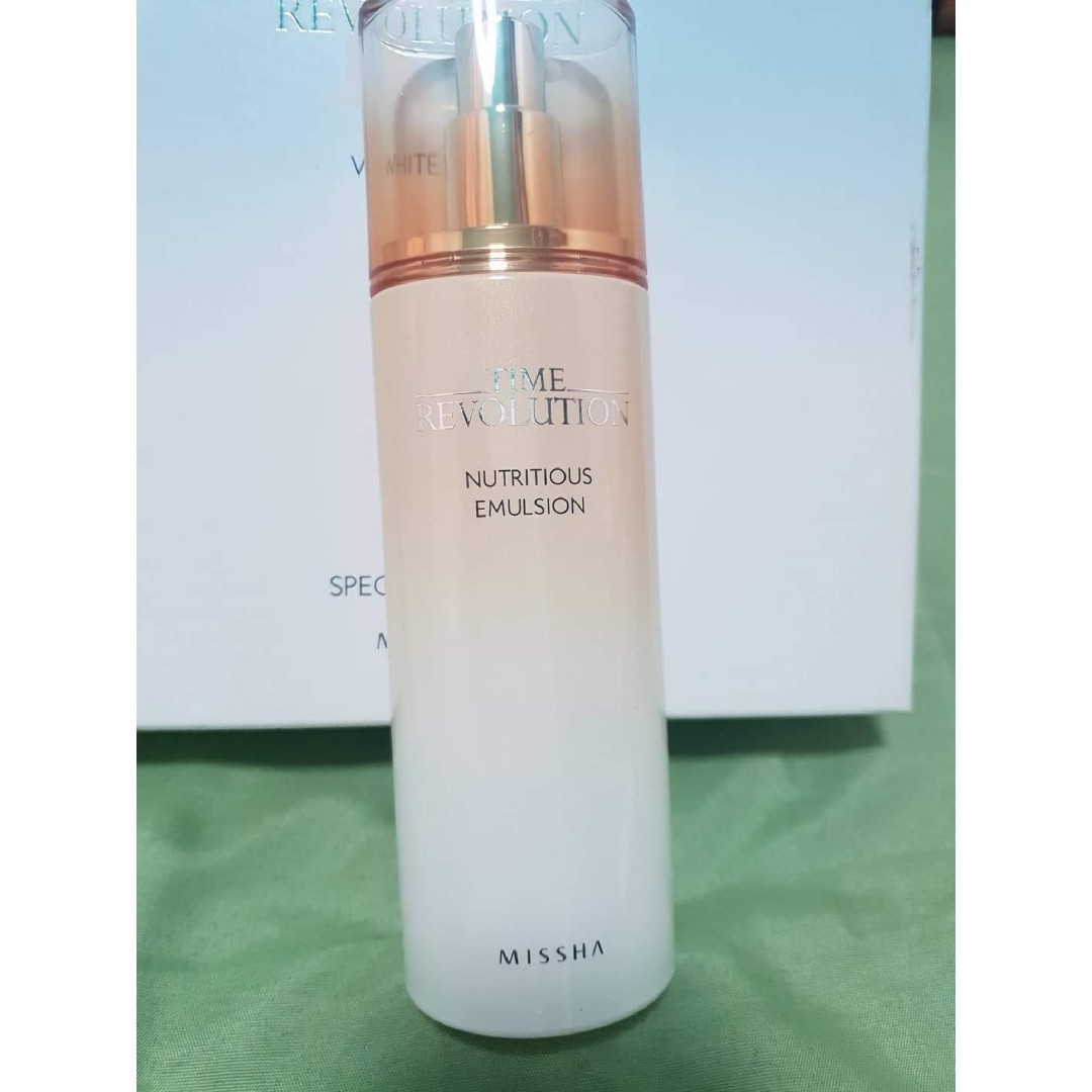 Missha Time Revolution Nutritious Emulsion imgfdn-7eadd9b3-1379-44da-9e30-d0279098b3c2-2236210 1