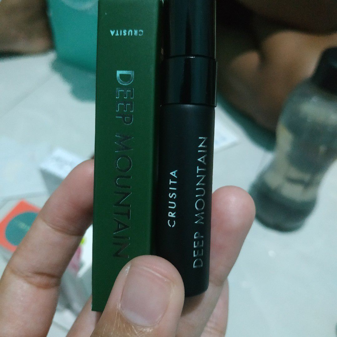 Mountain Rose Herbs Rosehip Seed Oil imgfdnrev-25dda473-033f-4d57-b7ba-31da0188b4e7-2415108 1