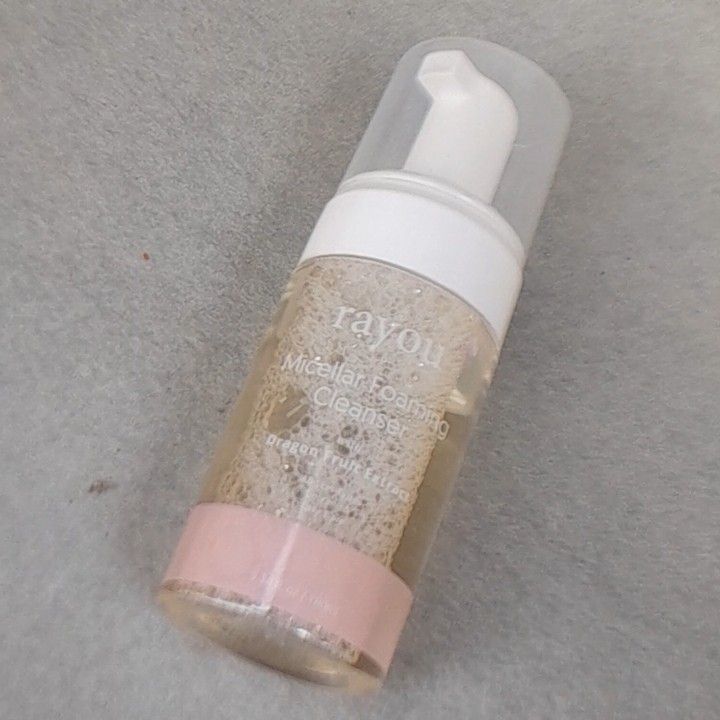 Rayou Micellar Foaming Cleanser with Dragon Fruit Extract imgfdn-7971a4b1-0274-4b5b-80e1-7ffb6dcb8e91-2463990 1