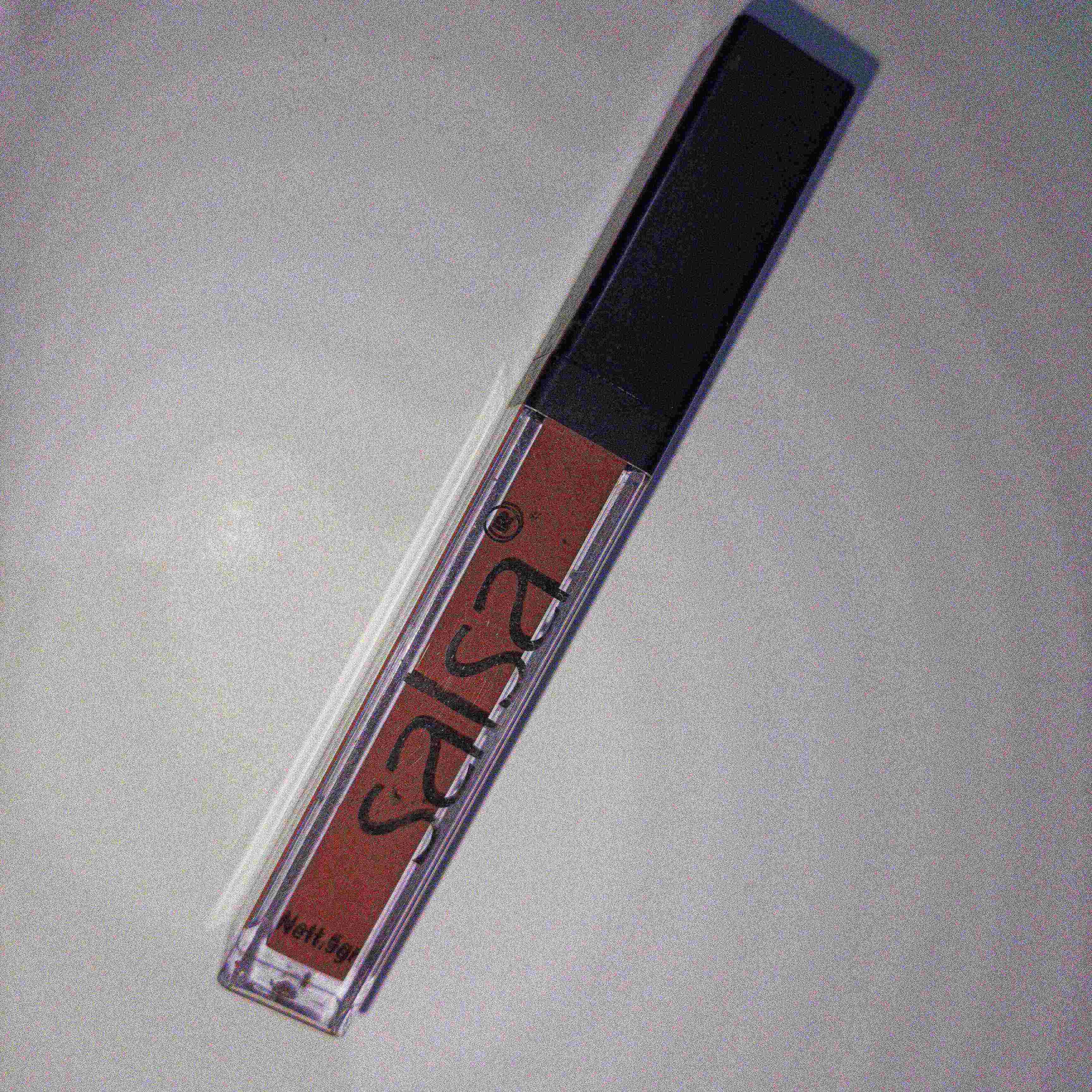 Salsa Cosmetic Dynamatte Lip Cream imgfdn-2a2f71ea-acc1-4344-b136-61cb9b704013-2537178 1