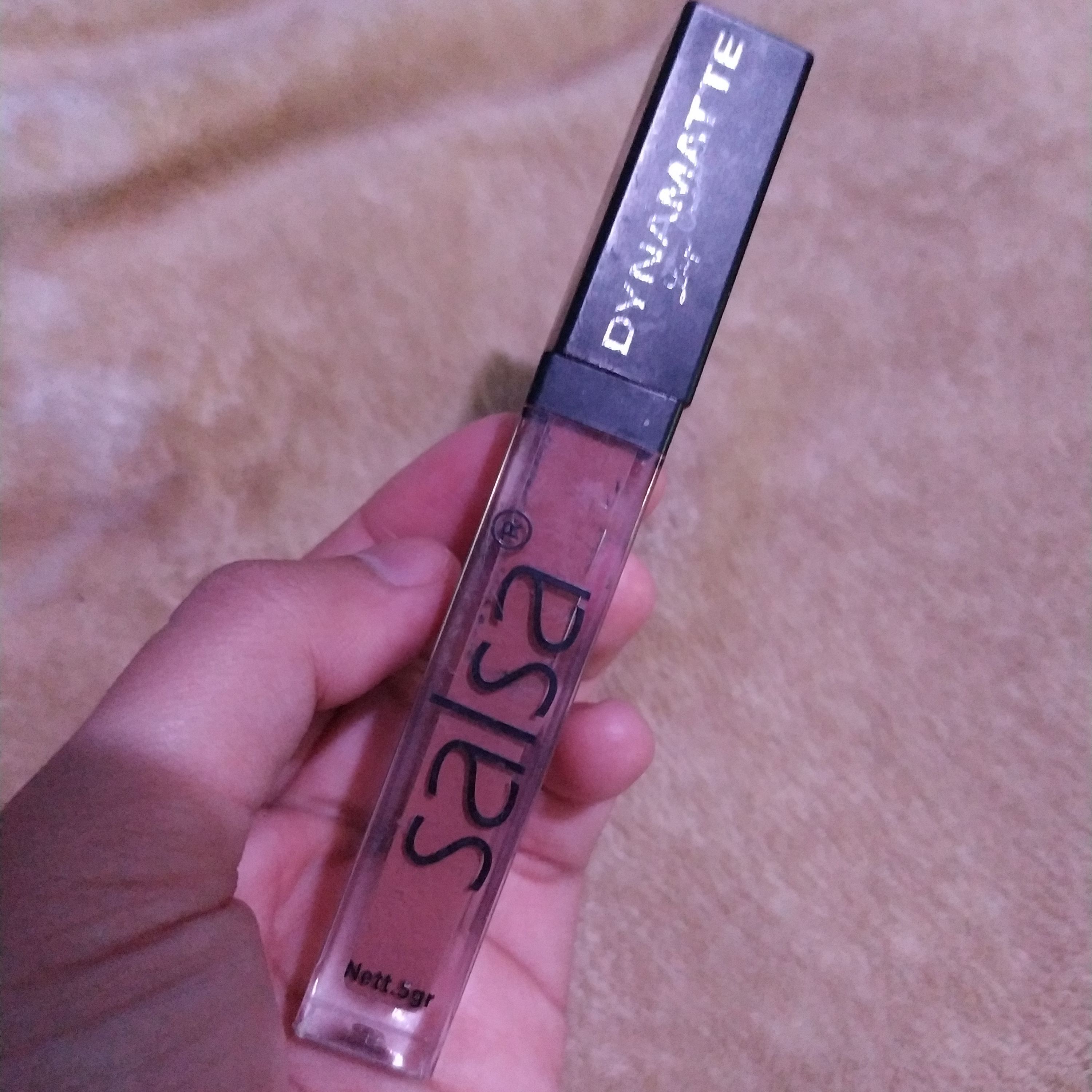 Salsa Cosmetic Dynamatte Lip Cream imgfdn-e27cbe3b-7605-47e6-a60e-ec9d0726b9e1-2542370 1